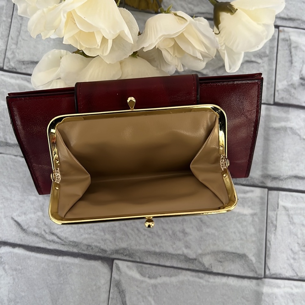 Amity Cowhide burgundy wallet - Picture 8 of 11